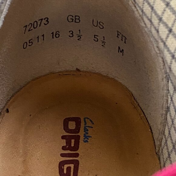 Clarks chukka boots, suede size 5.5 - Picture 5 of 9